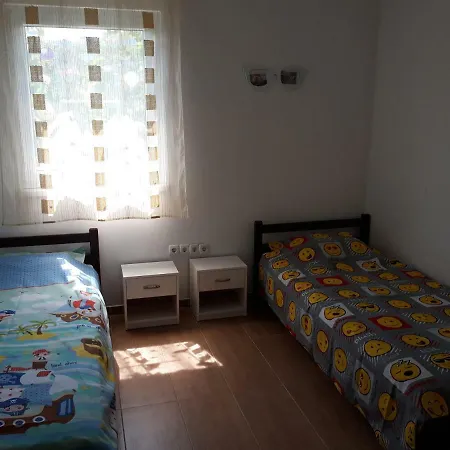 شقة Ekv Apartman Ždrelac